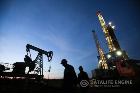Birləşmiş Ştatların gündəlik neft istehsalı 11,6 milyon barrelə enib
